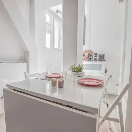 Appartamento Paisible 10ème - Canal St Martin Parigi